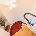 Spacieux Proche Gare Et Cathedrale Appartement Reims