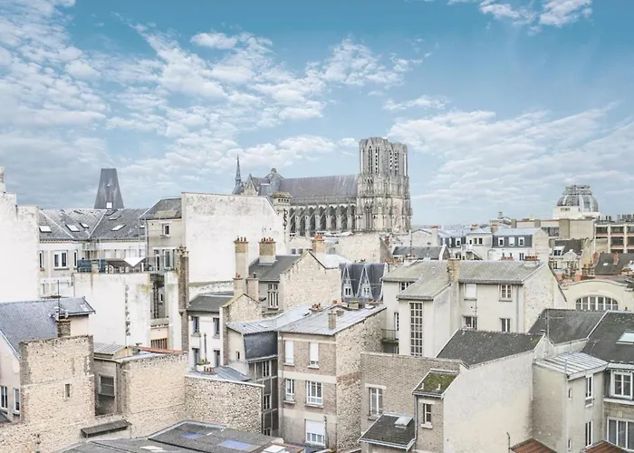 Apartment Spacieux Proche Gare Et Cathedrale Reims