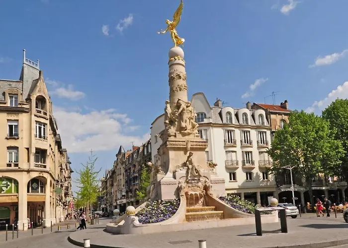 Spacieux Proche Gare Et Cathedrale Apartment Reims